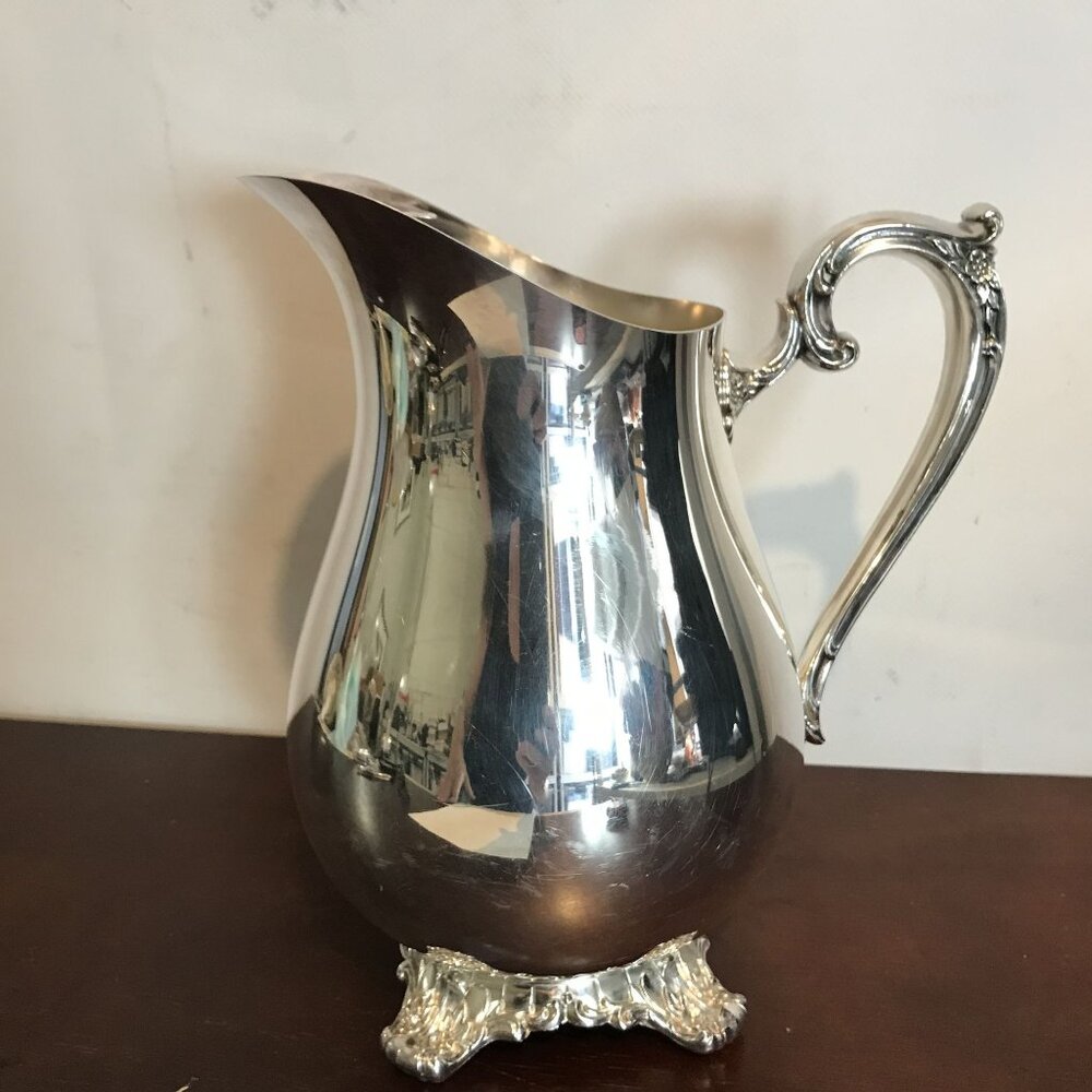 Wm Rogers & Son Heavy Silverplate Water Pitcher Victorian Rose 1917